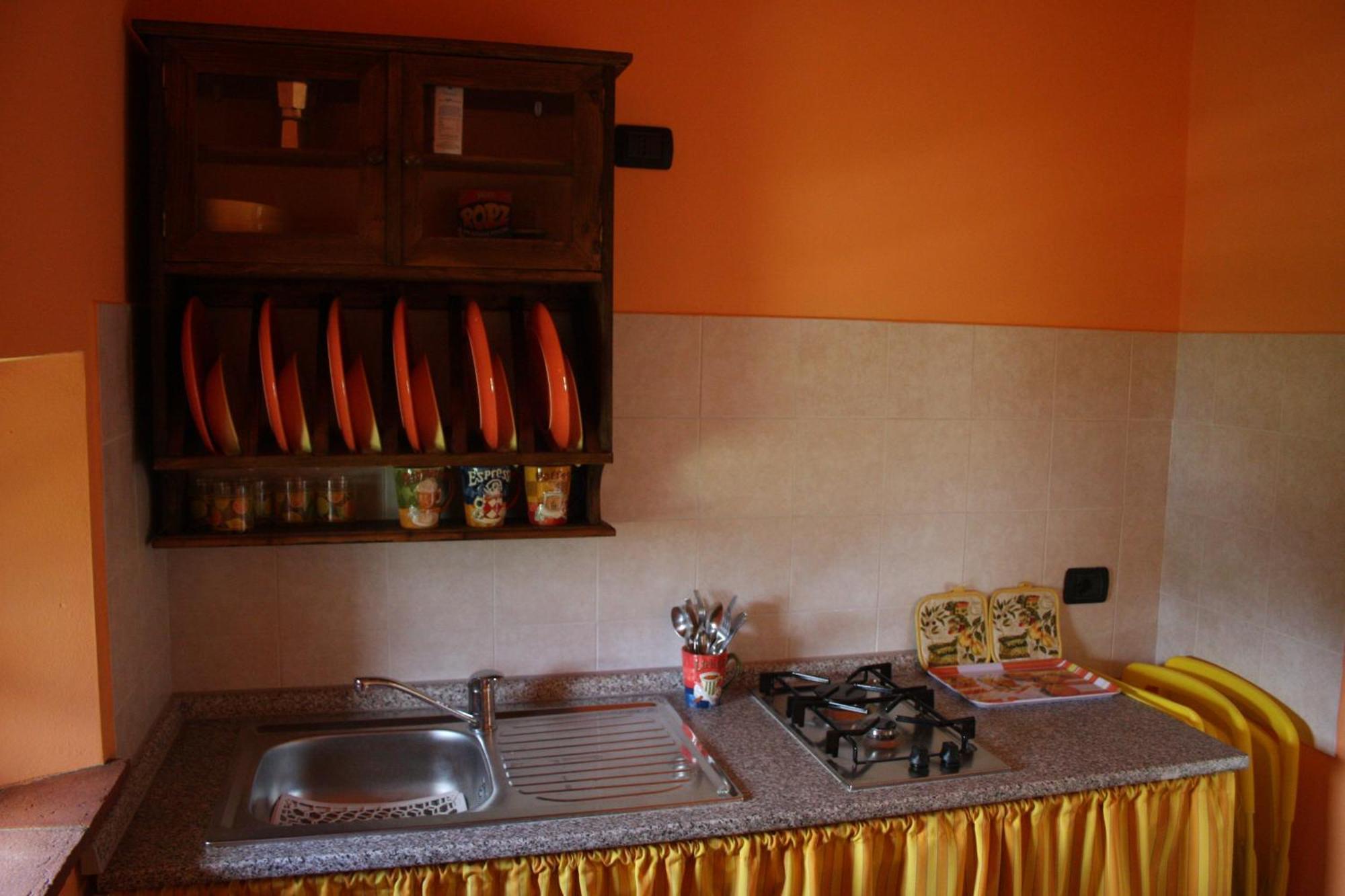 La Collina Dei Franchi Bed & Breakfast Camporgiano ภายนอก รูปภาพ